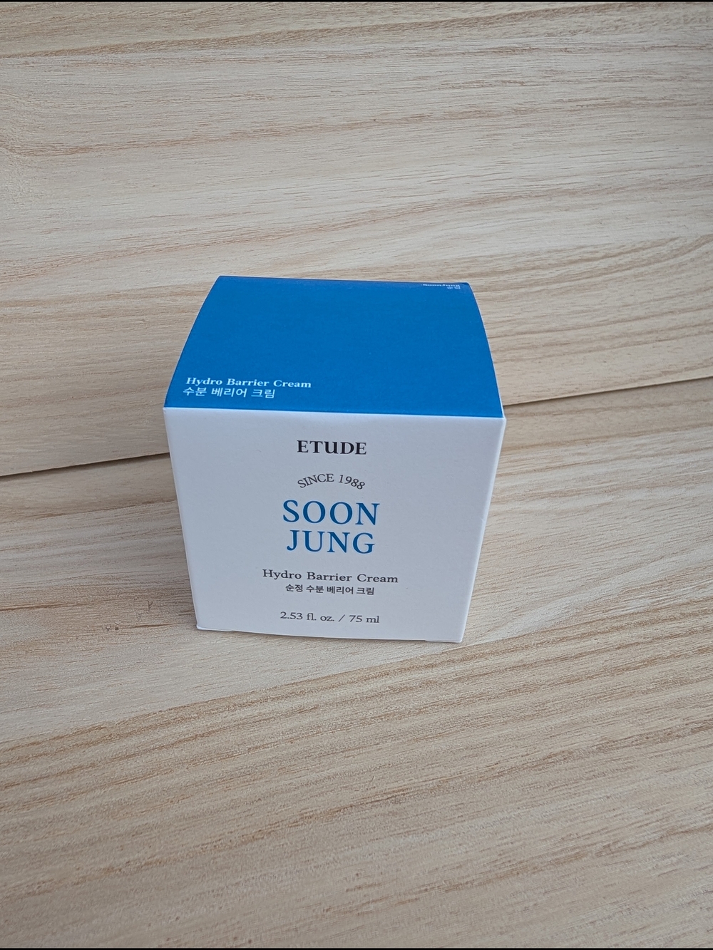 Soon Jung Hydro Barrier Cream – White & Blue